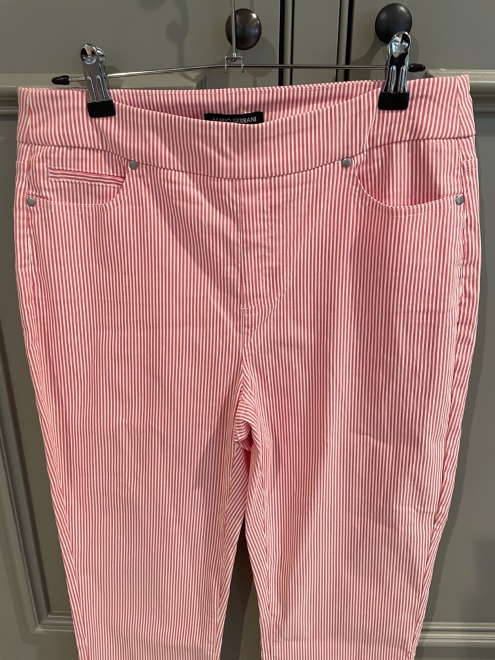 Mario Serrani Red White Coastal  Nautical Stripe Capri Pants Stretch- Medium - Picture 3 of 6